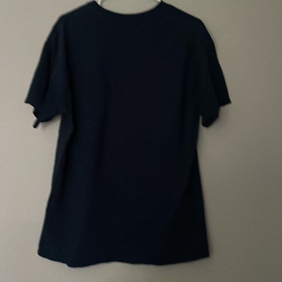 T-shirt Hershey’s Pennsylvania Chocolate World Size L Navy. EUC. - Picture 2 of 5